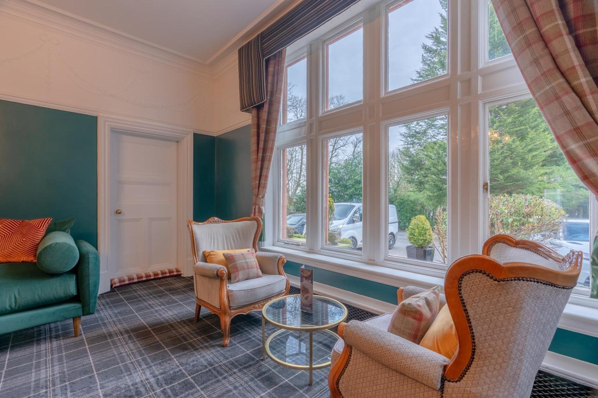 Springbank Manor Hotel Darwen Luaran gambar